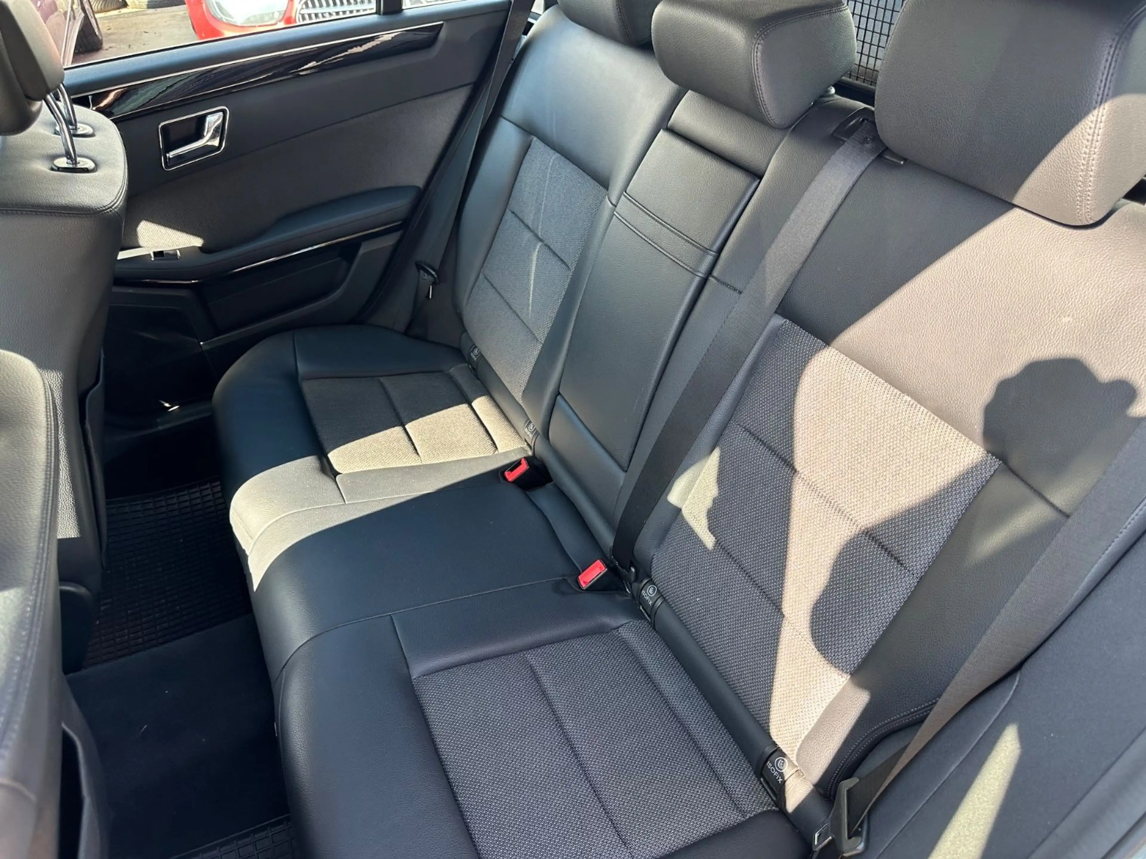 Mercedes-Benz E 350 CDI, 4Matic, Aut., 1. Jahr Garantie — photo 11