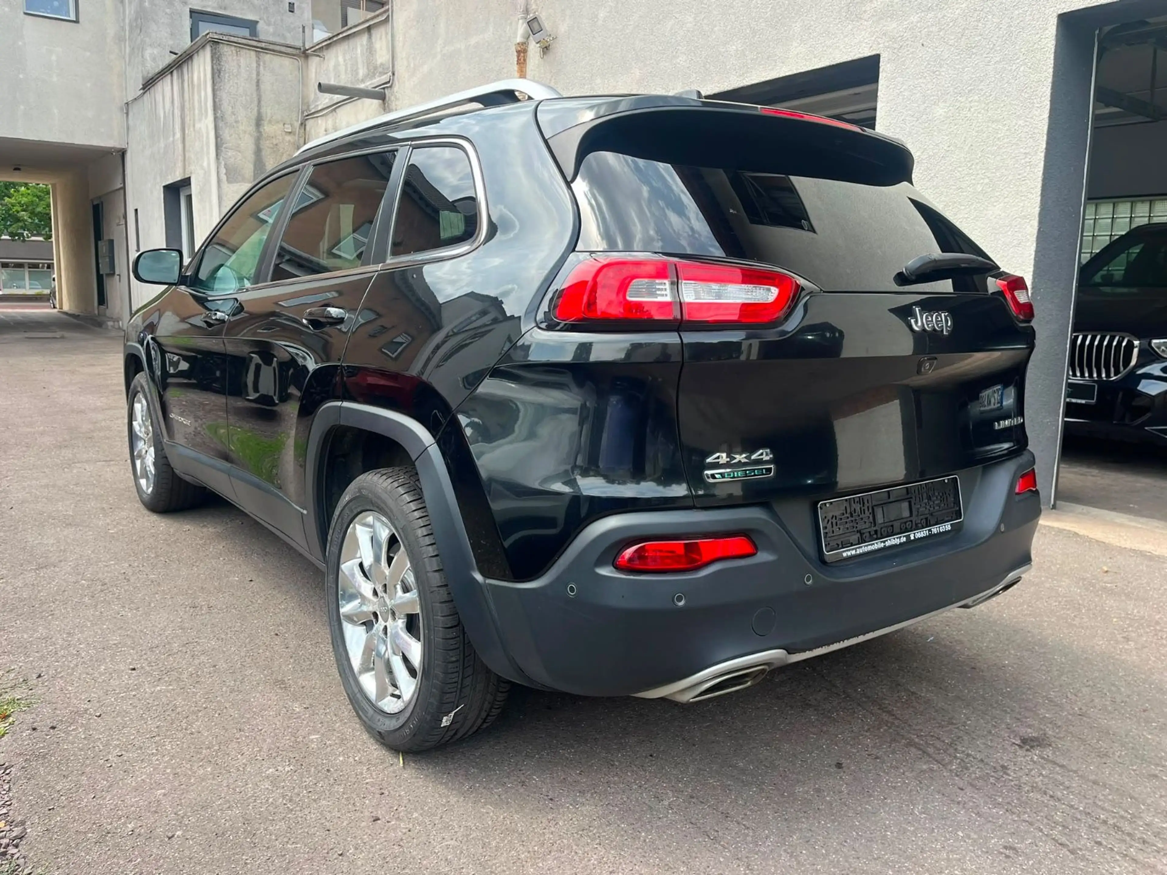 Jeep Cherokee Limited 4WD 2,0 Aut. Leder, PANORAMA — photo 6