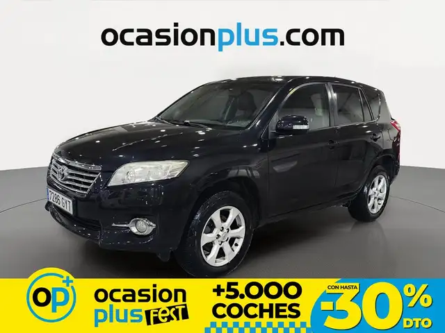 Toyota RAV 4 2.2D-4D Advance 4x2