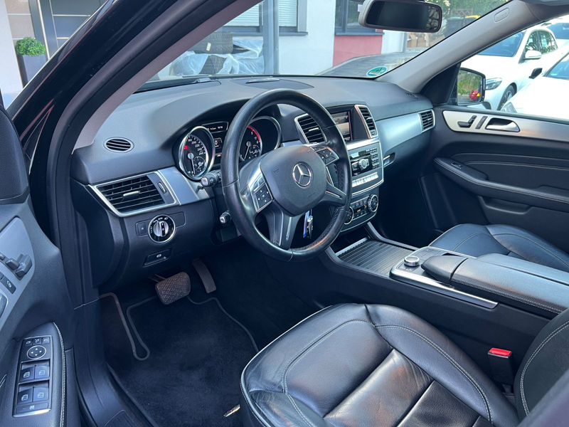 Mercedes-Benz ML 250 CDI BlueTec*AMG PAKET*KAMERA*VOLLLEDER* — photo 8