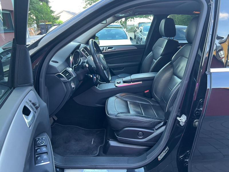 Mercedes-Benz ML 250 CDI BlueTec*AMG PAKET*KAMERA*VOLLLEDER* — photo 9