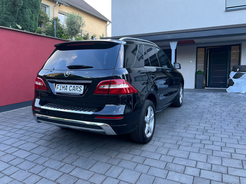 Mercedes-Benz ML 250 CDI BlueTec*AMG PAKET*KAMERA*VOLLLEDER* — photo 4
