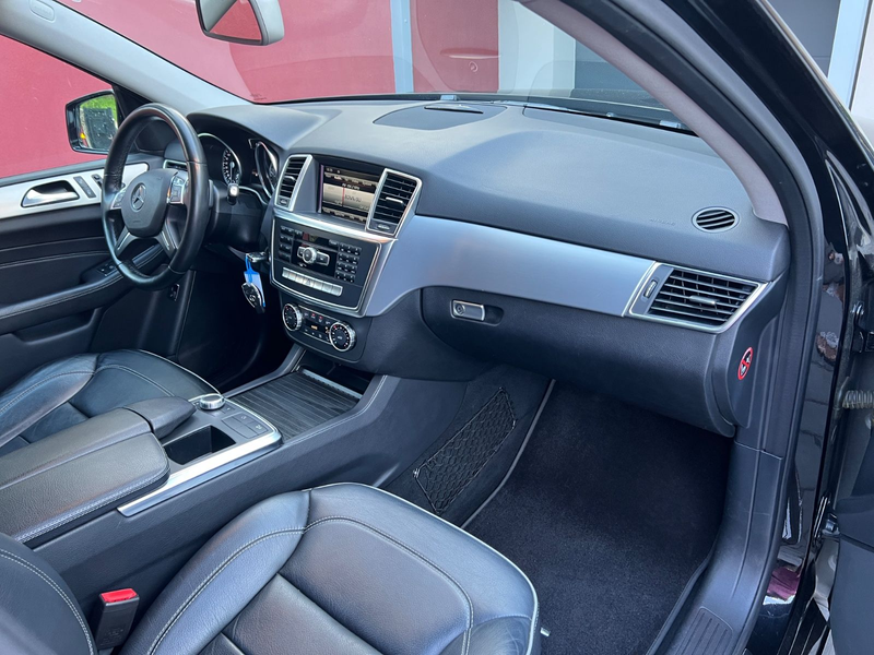 Mercedes-Benz ML 250 CDI BlueTec*AMG PAKET*KAMERA*VOLLLEDER* — photo 11