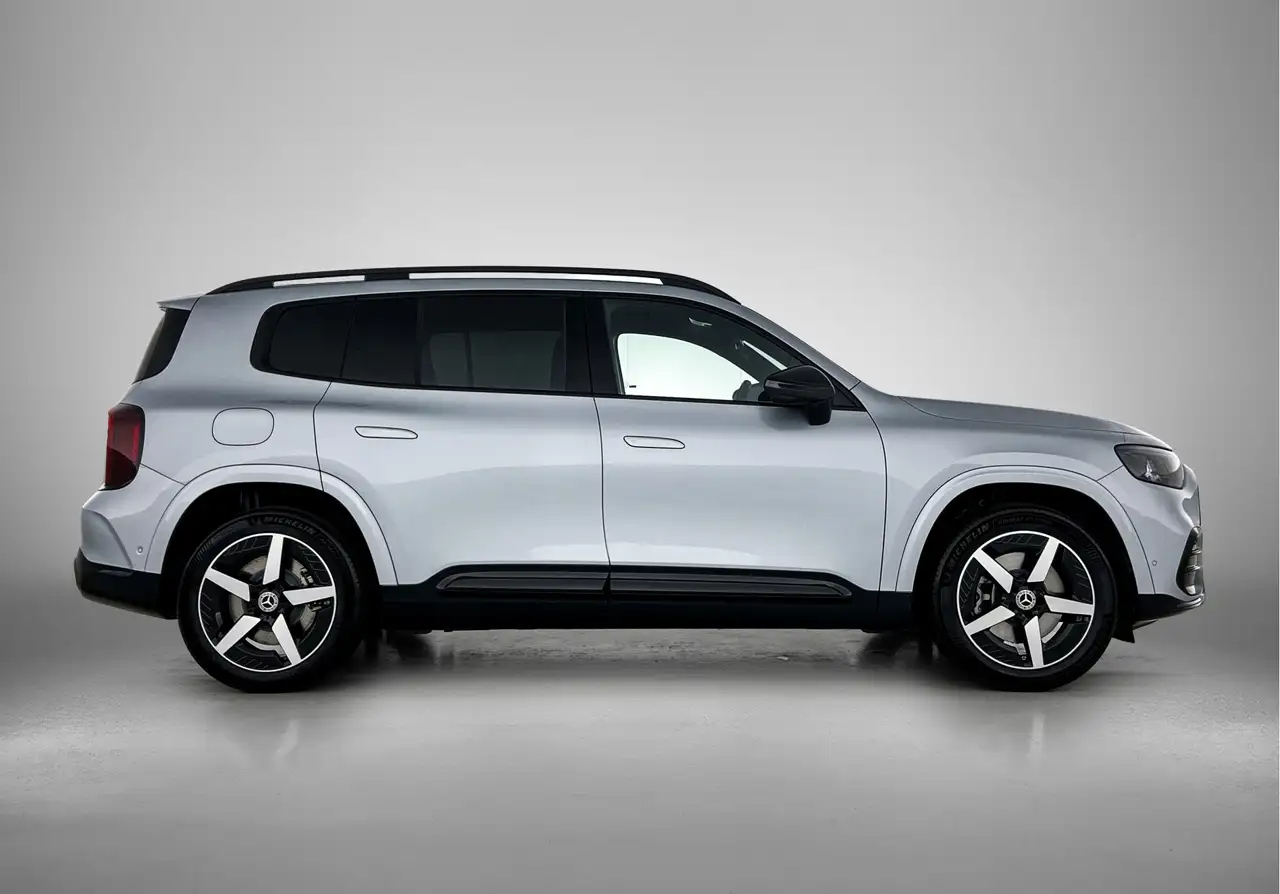 Mercedes-Benz GLB 2026 — фото 14