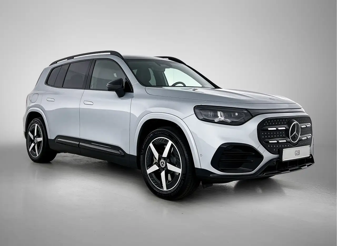 Mercedes-Benz GLB 2026 — фото 15