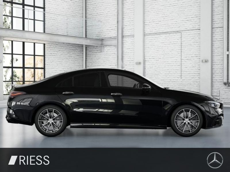 Mercedes-Benz CLA 35 AMG 4MATIC Coupé — photo 4