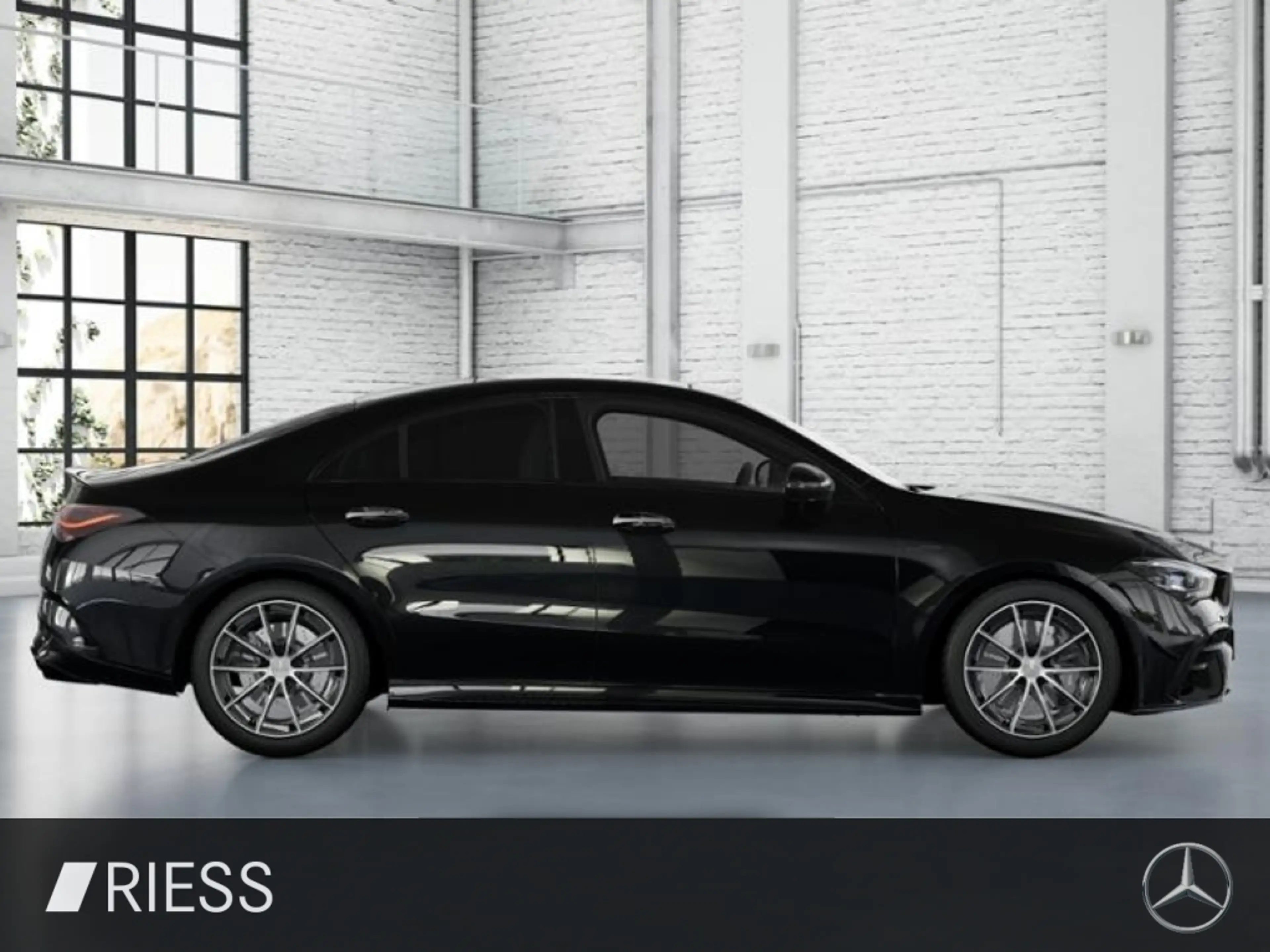 Mercedes-Benz CLA 35 AMG 4MATIC Coupé — photo 4
