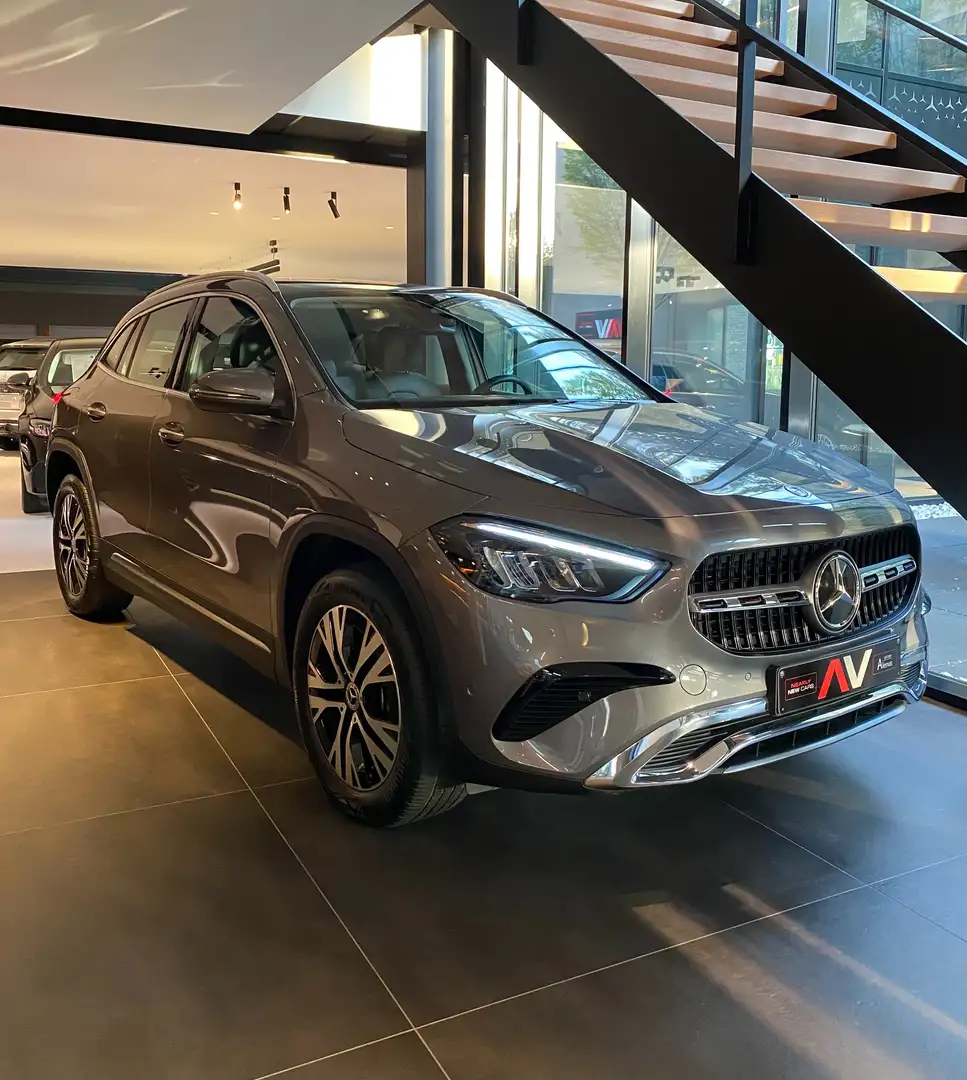 Mercedes-Benz GLA 250 e 8G Plug-in HERFST ACTIES tot eind november Grijs - 1