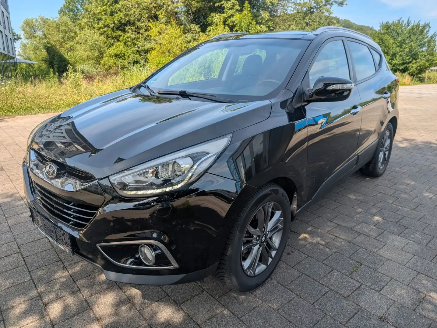 Hyundai iX35 Style Allrad/ Automatik/Xenon/Panorama Schwarz - 1