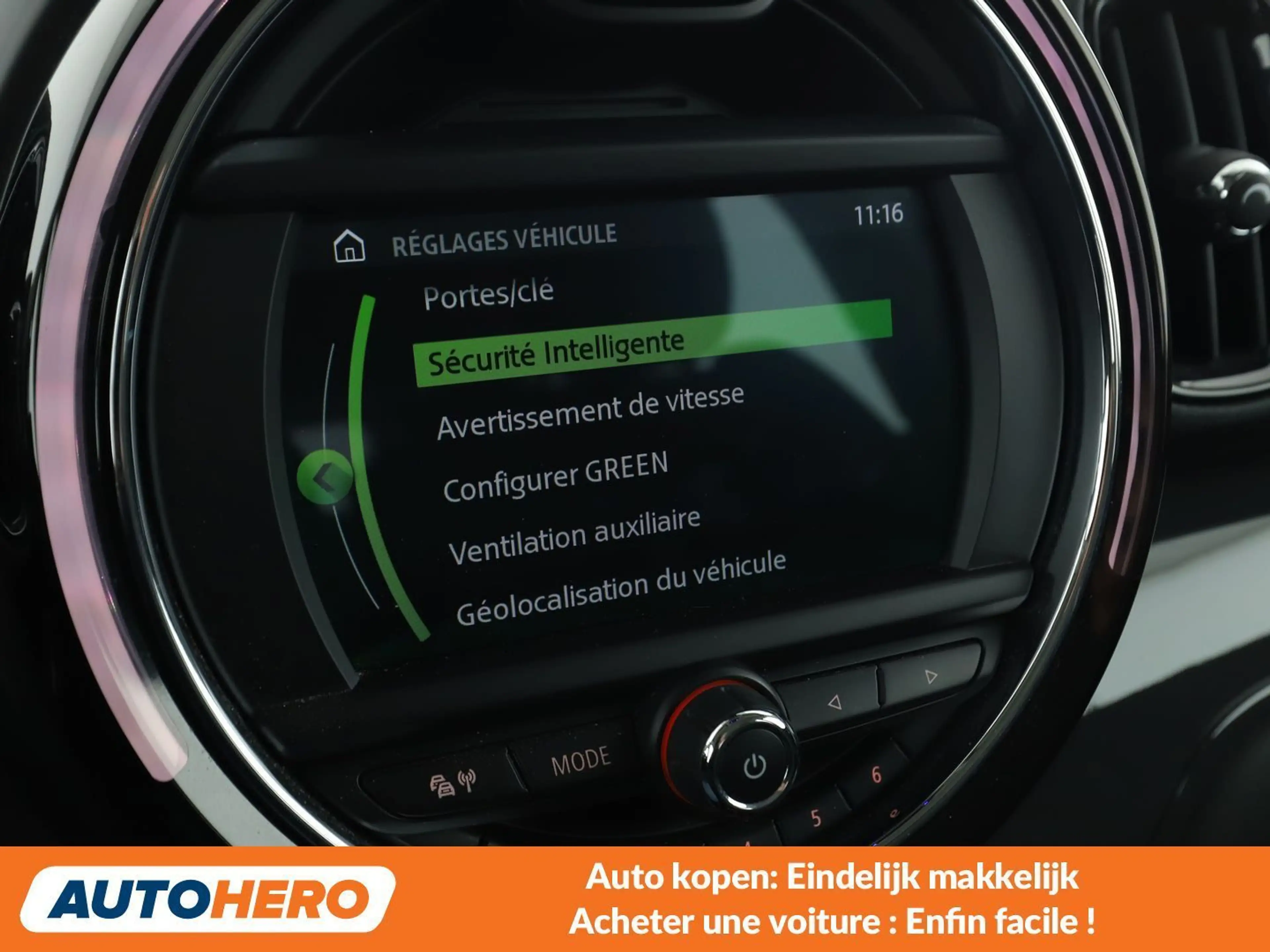 MINI One D Countryman One D — photo 10