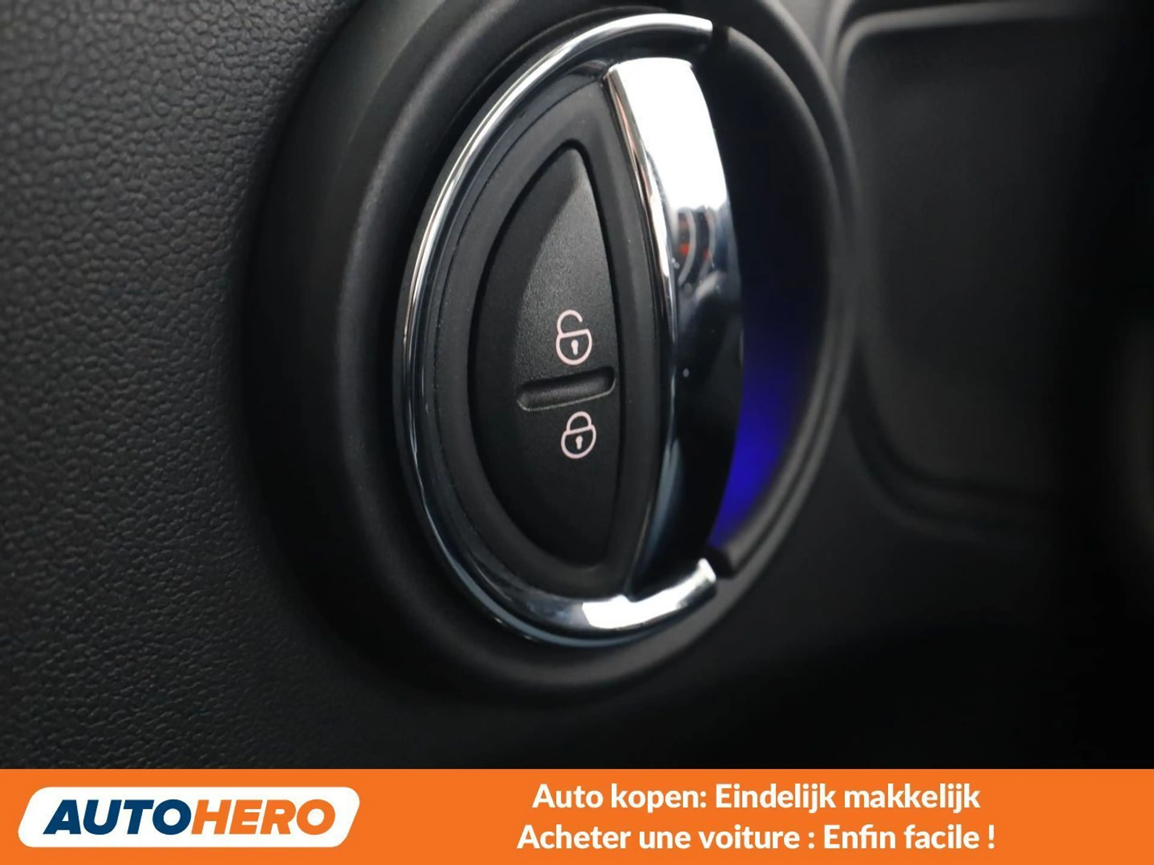 MINI One D Countryman One D — photo 13