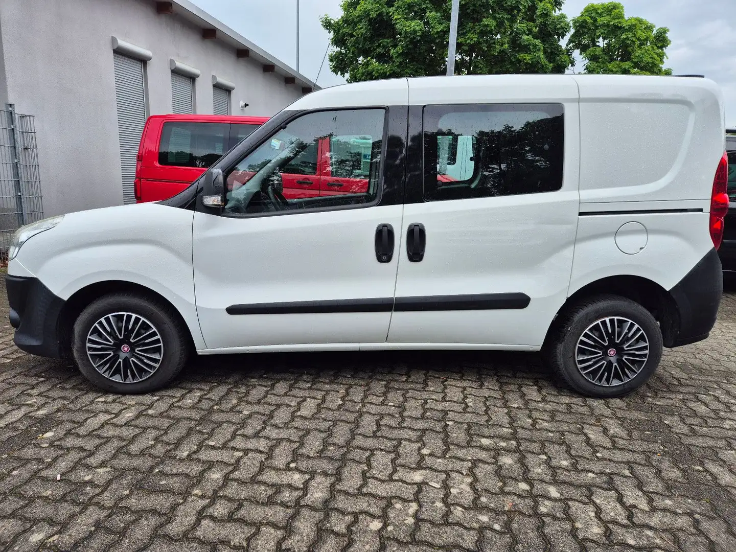 Fiat Doblo Basis Kombi 5 Sitze Weiß - 2