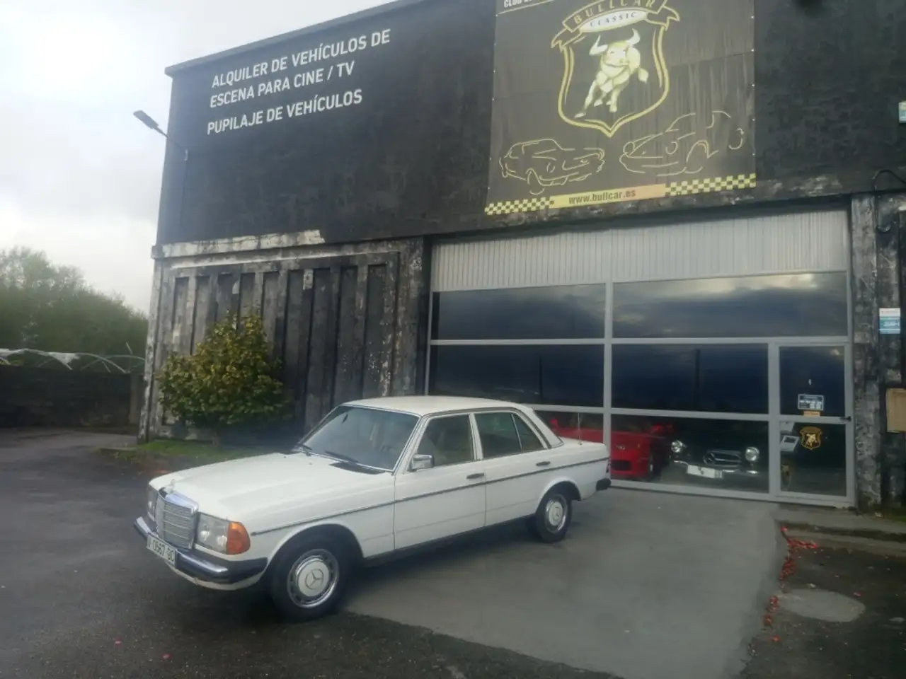 MERCEDES-BENZ Clase E (W123) Berlina Automático, foto 2