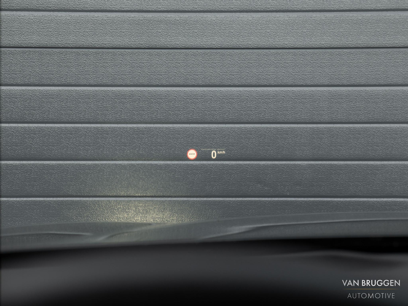 BMW 530 5-serie Touring 530e M-Sport Pano Laser HK-Audio H — photo 23