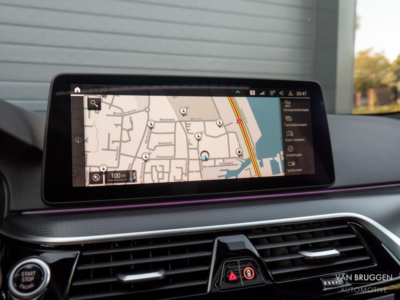 BMW 530 5-serie Touring 530e M-Sport Pano Laser HK-Audio H — photo 32
