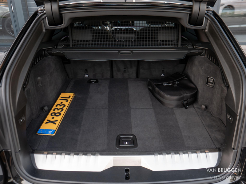 BMW 530 5-serie Touring 530e M-Sport Pano Laser HK-Audio H — photo 9