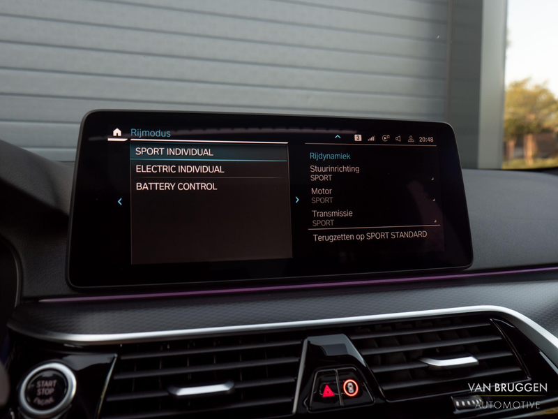BMW 530 5-serie Touring 530e M-Sport Pano Laser HK-Audio H — photo 33