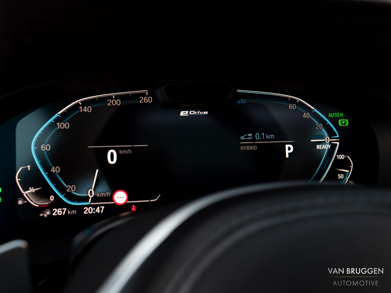 BMW 530 5-serie Touring 530e M-Sport Pano Laser HK-Audio H — photo 34