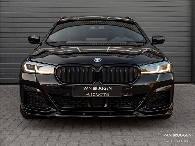 BMW 530 5-serie Touring 530e M-Sport Pano Laser HK-Audio H — photo 6