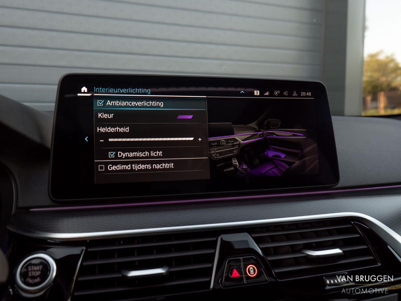 BMW 530 5-serie Touring 530e M-Sport Pano Laser HK-Audio H — photo 30