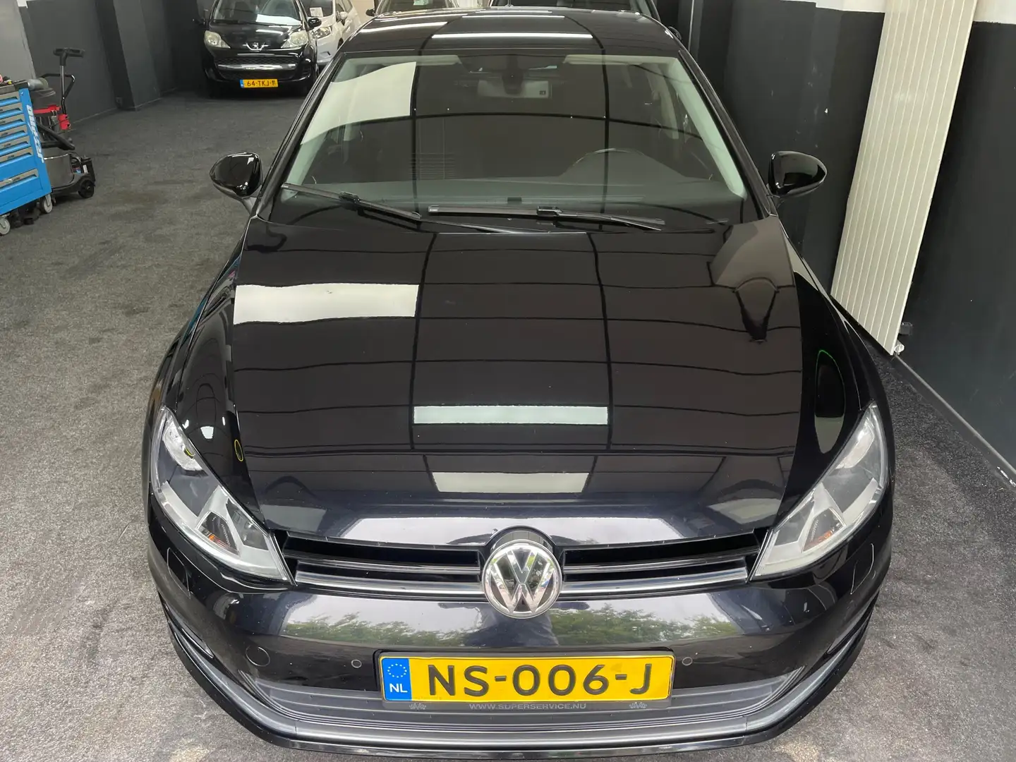 Volkswagen Golf 1.2 TSI Trendline Zwart - 2
