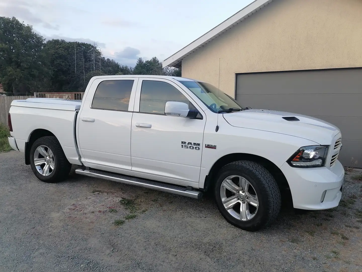 Dodge RAM Ram 1500 Blanc - 2