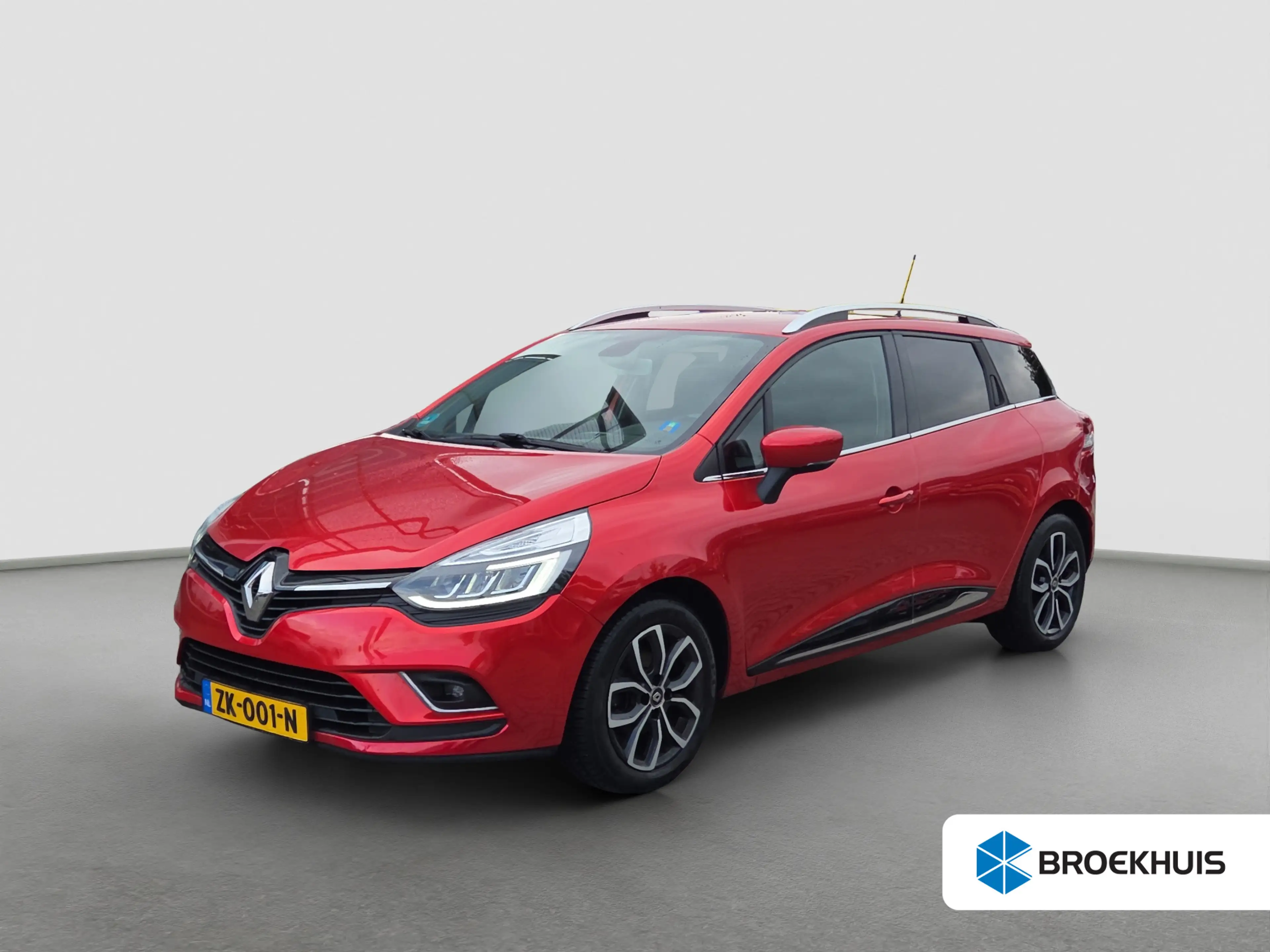 Renault Clio Estate 0.9 TCe Intens Trekhaak | Full map navigati