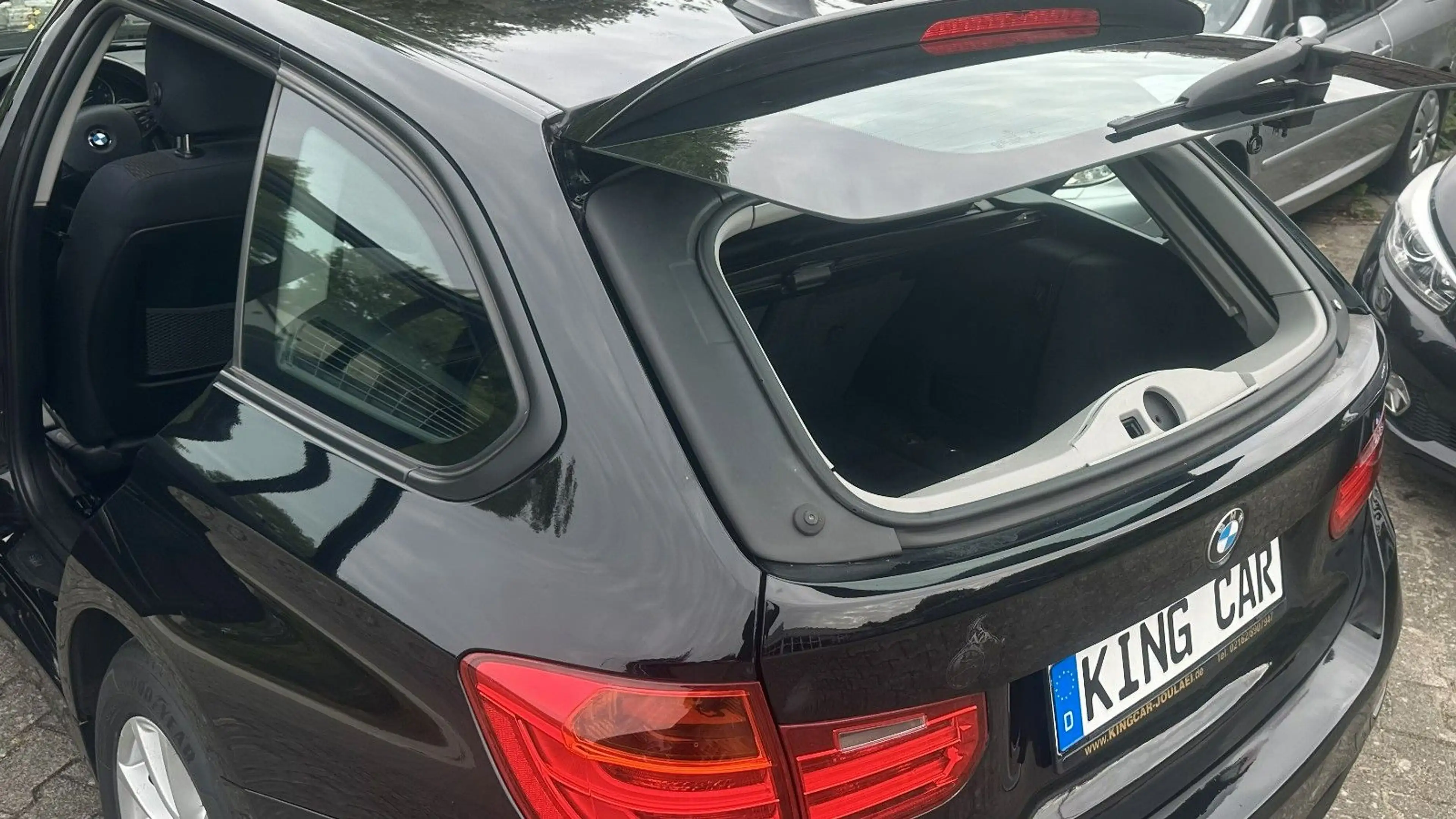 BMW 318 D Touring*Navigationssystem*MP3*AUX*Xenon* — photo 13