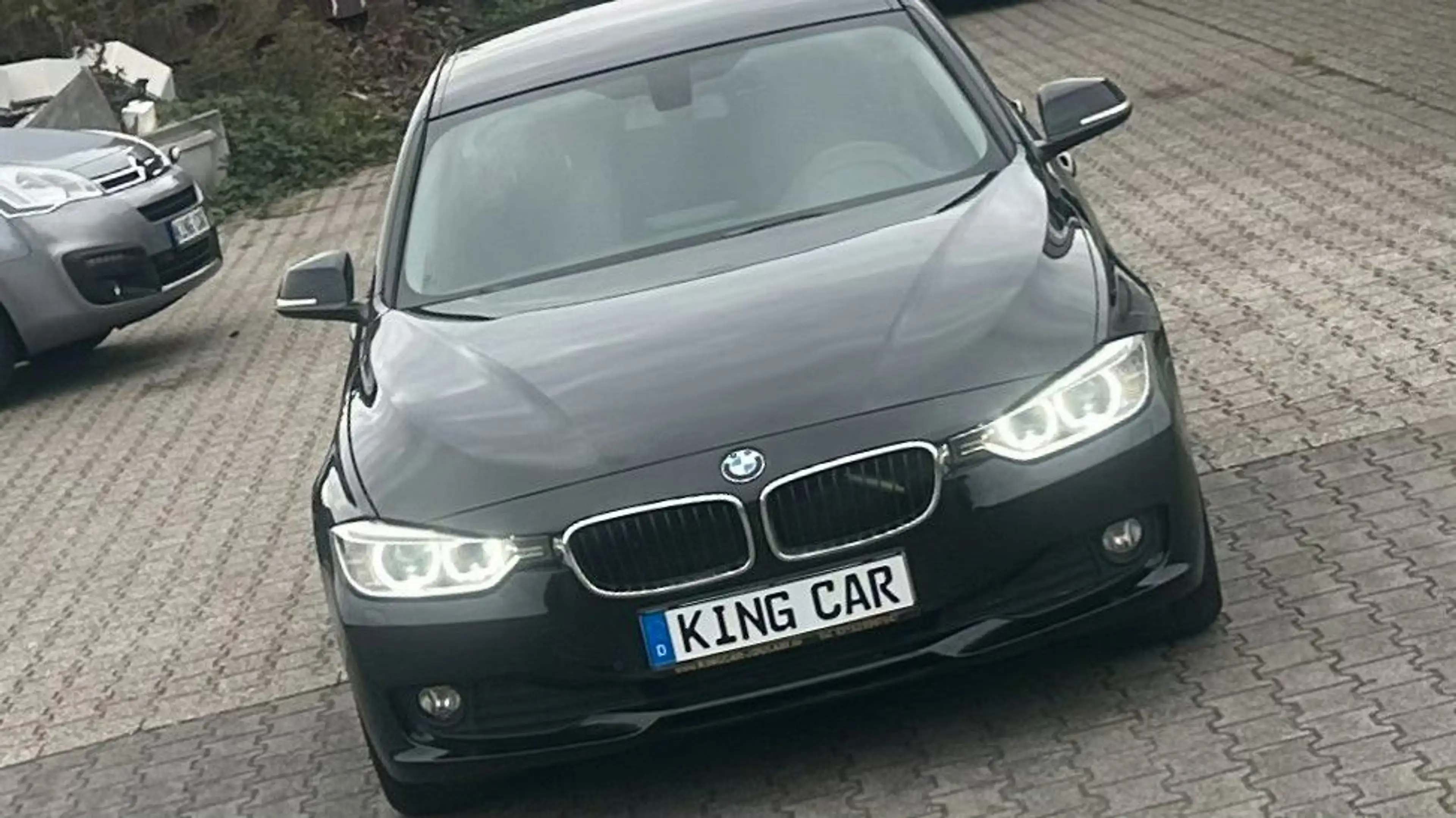 BMW 318 D Touring*Navigationssystem*MP3*AUX*Xenon* — photo 5