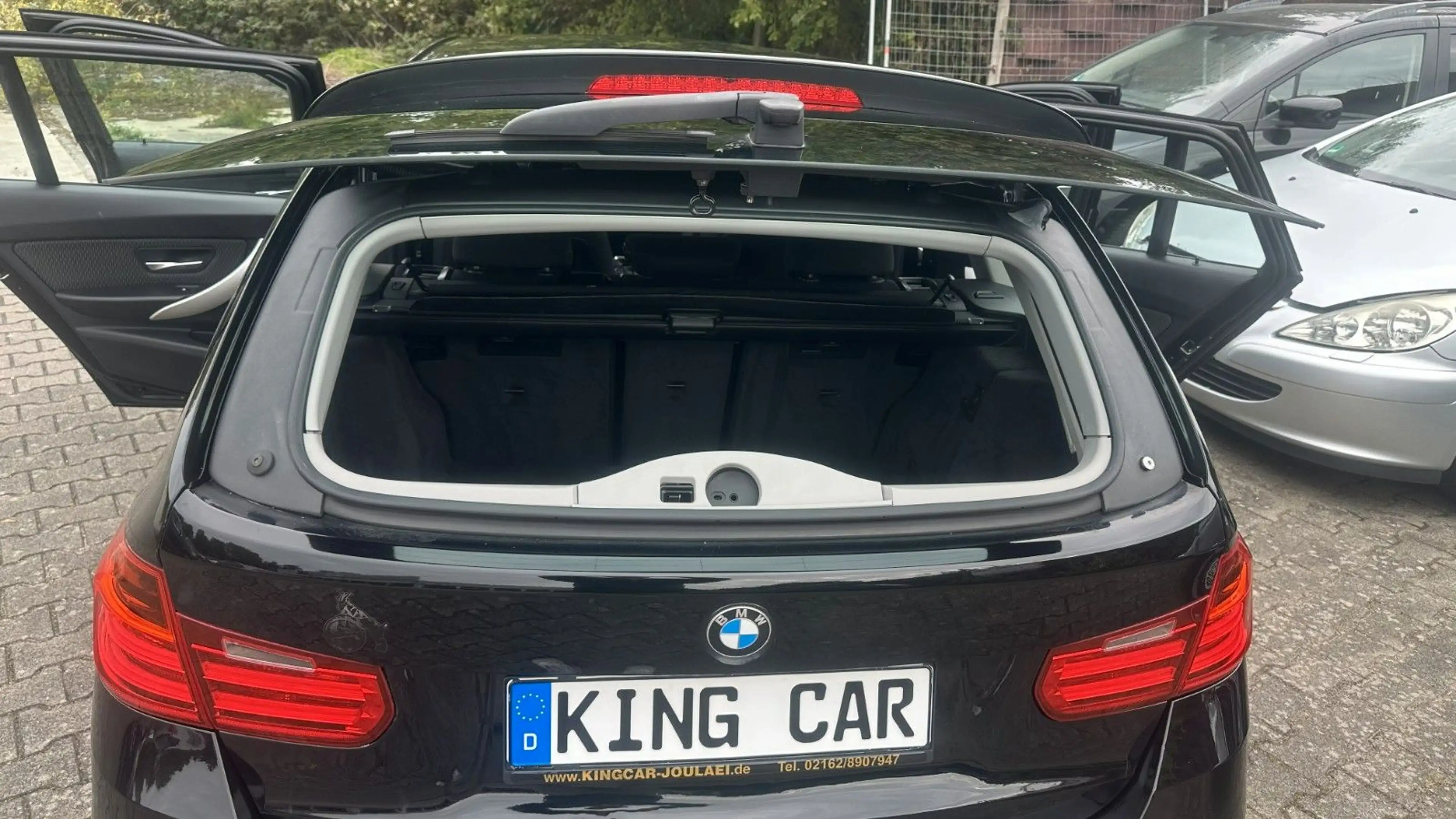 BMW 318 D Touring*Navigationssystem*MP3*AUX*Xenon* — photo 14
