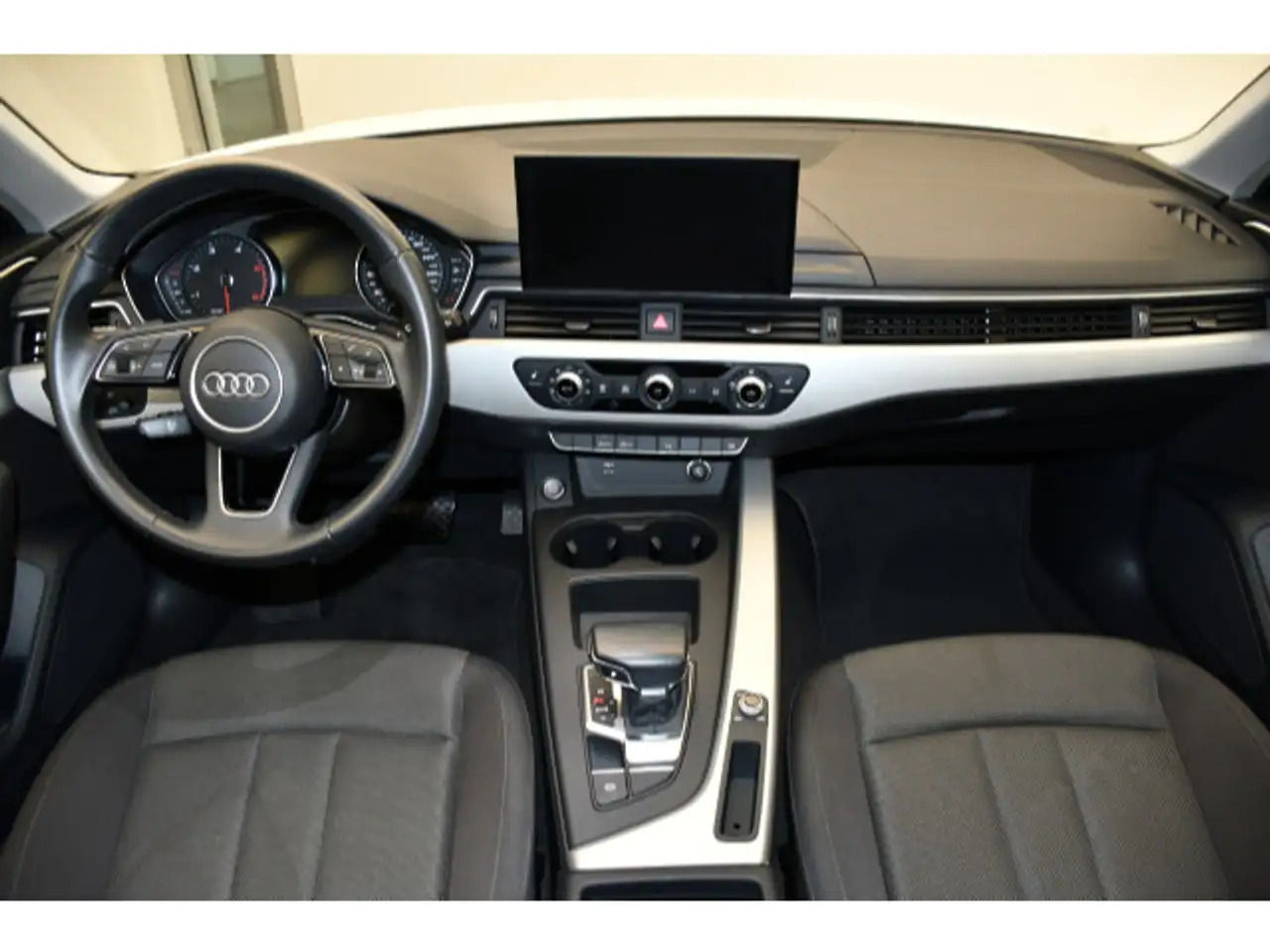 Audi A4 30 TDI S-tronic Einparkhi/LED, миниатюра 4