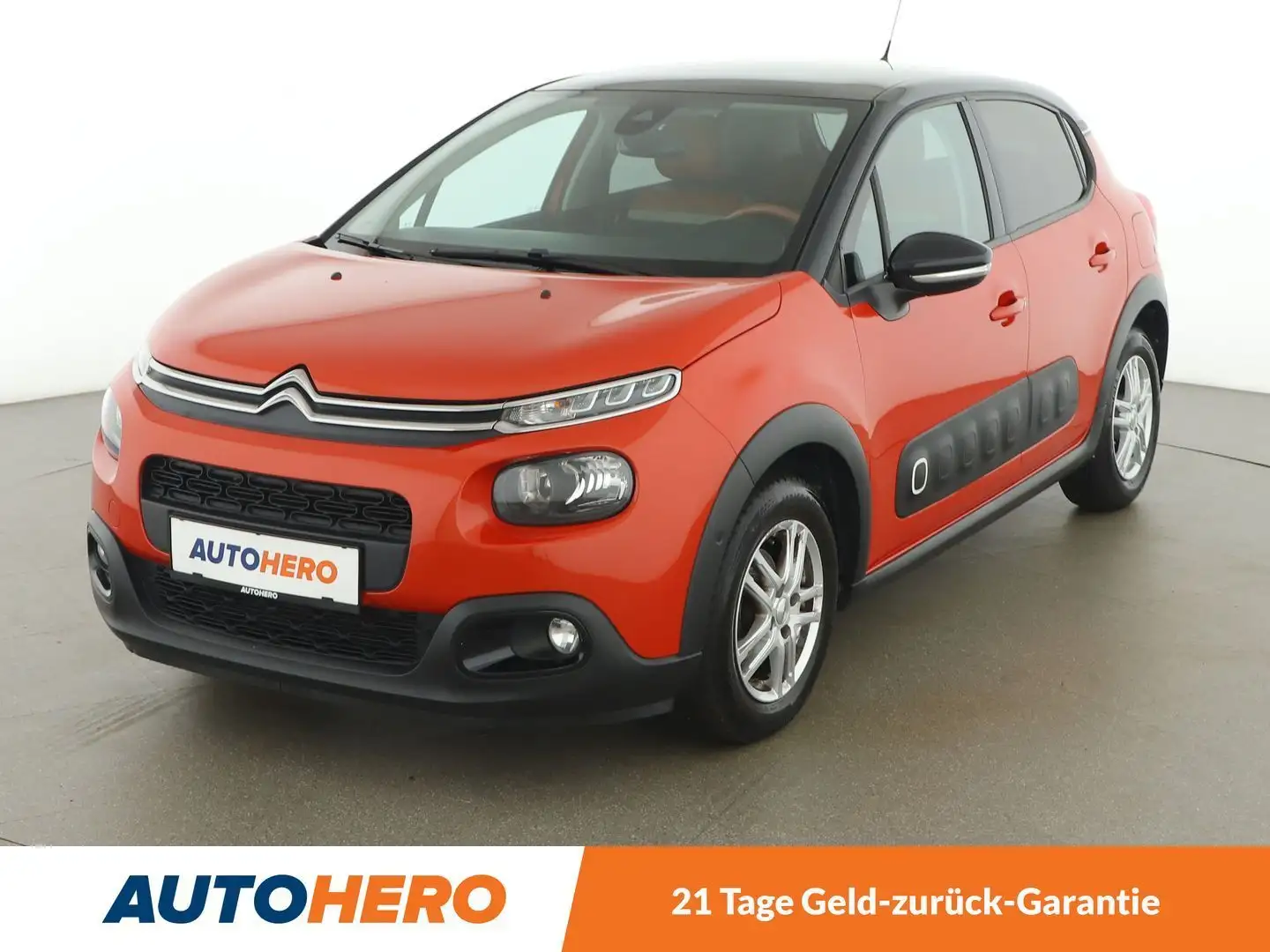 Citroen C3 1.2 PureTech Shine *NAVI*CAM*TEMPO*PANO* Orange - 1
