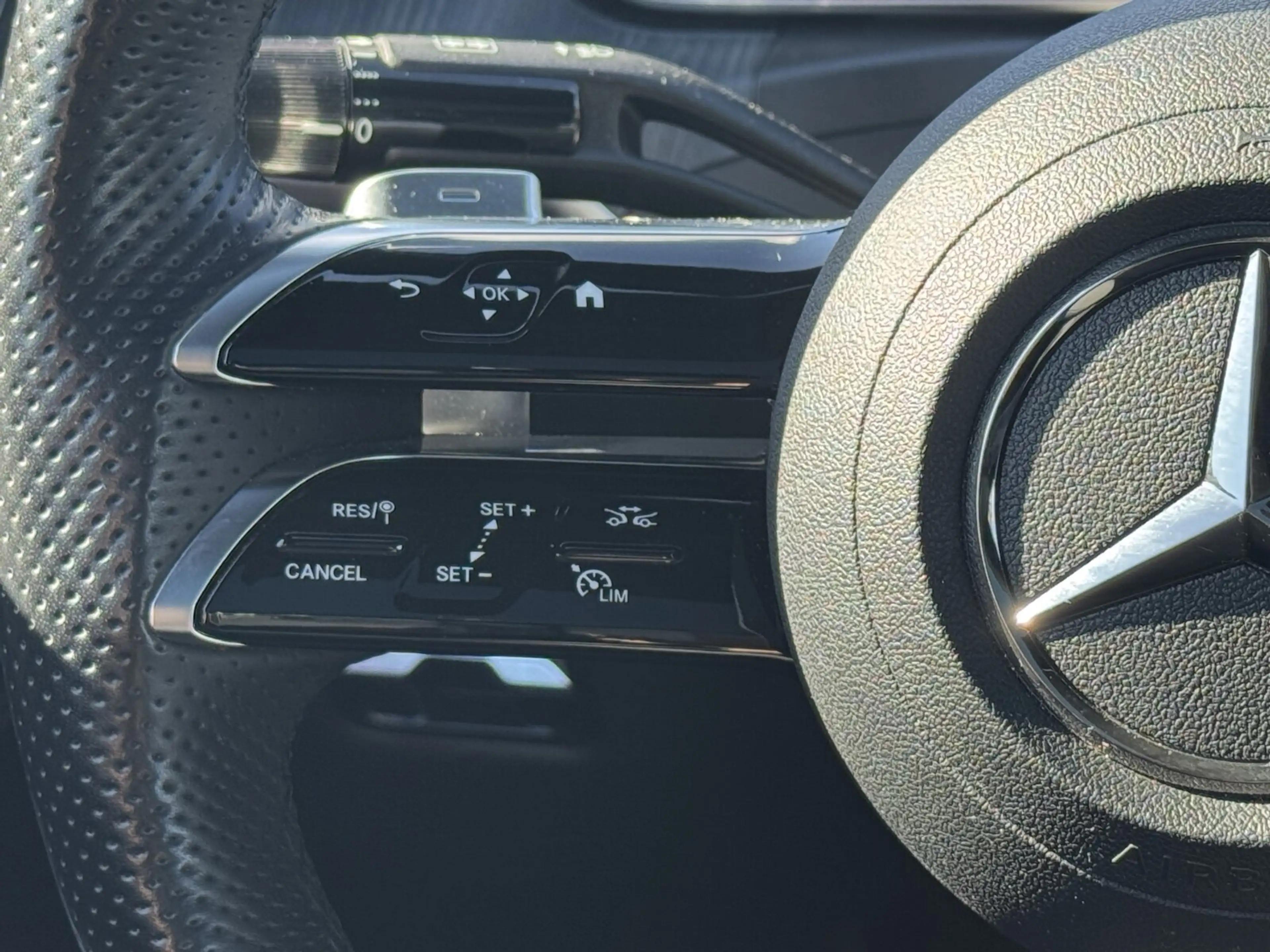 Mercedes-Benz CLE 200 CLE 200 Coupé  AMG Line Navi/Pano.-Dach/Distronic — photo 14