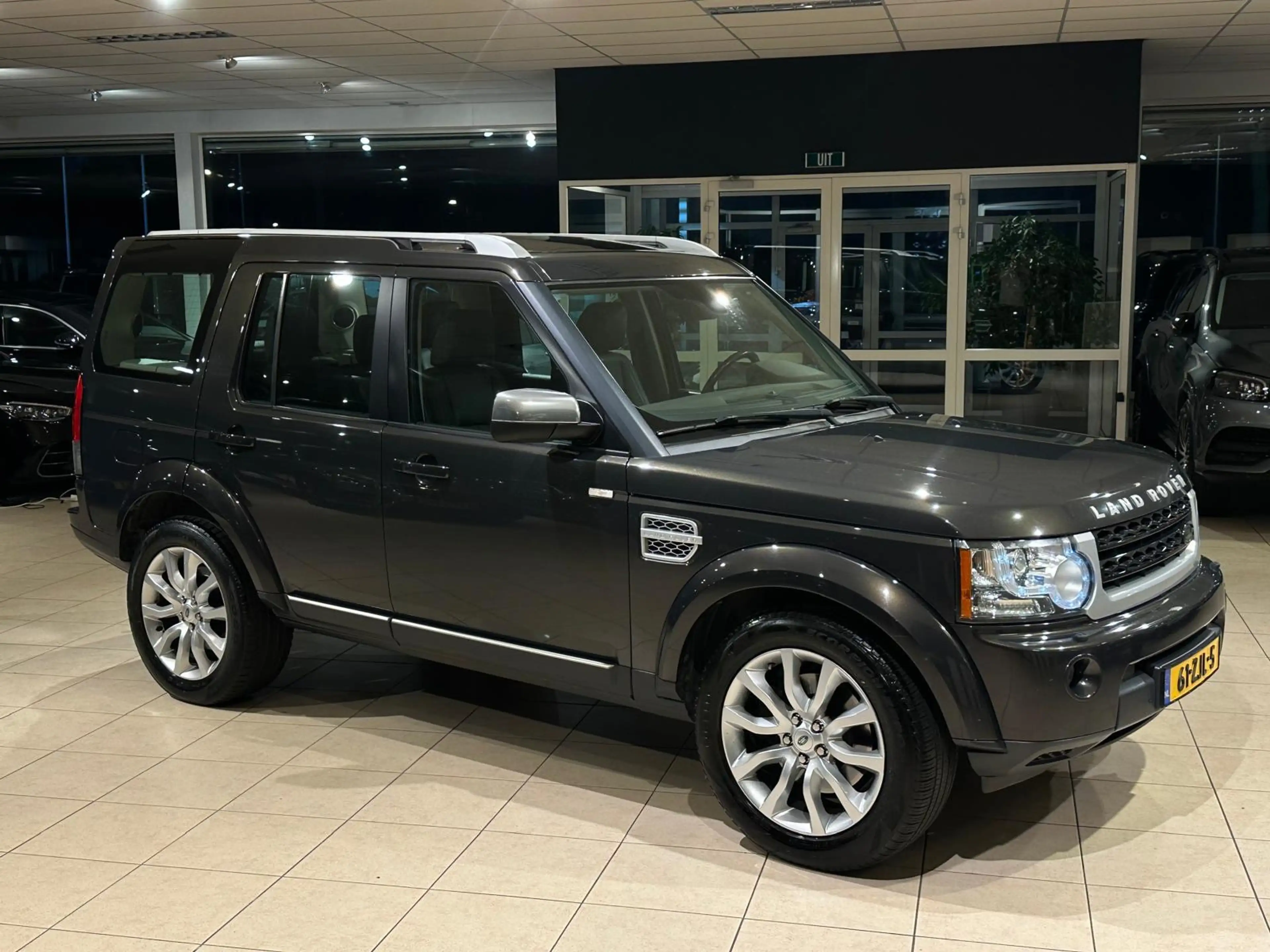 Land Rover Discovery 3.0 SDV6 HSE Luxury Edition/Camera/3x Pano/Topstaa — photo 4
