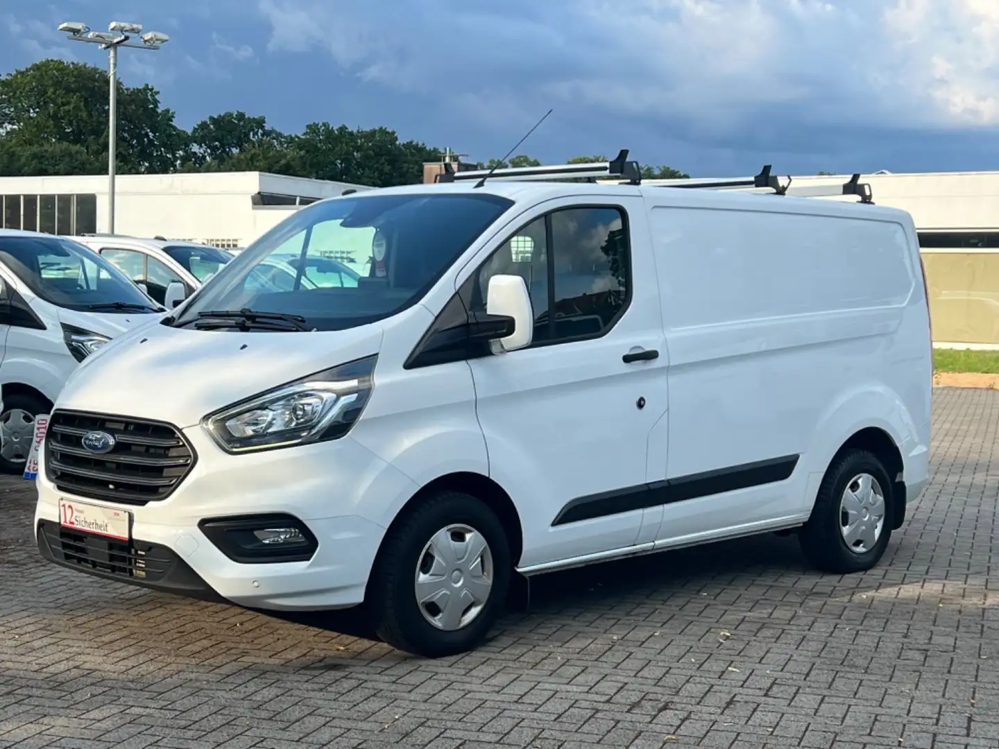 Ford Transit Custom TRANSIT CUSTOM L1 TREND NAVI/KAMERA/STANDHZ/AHK Weiß - 1