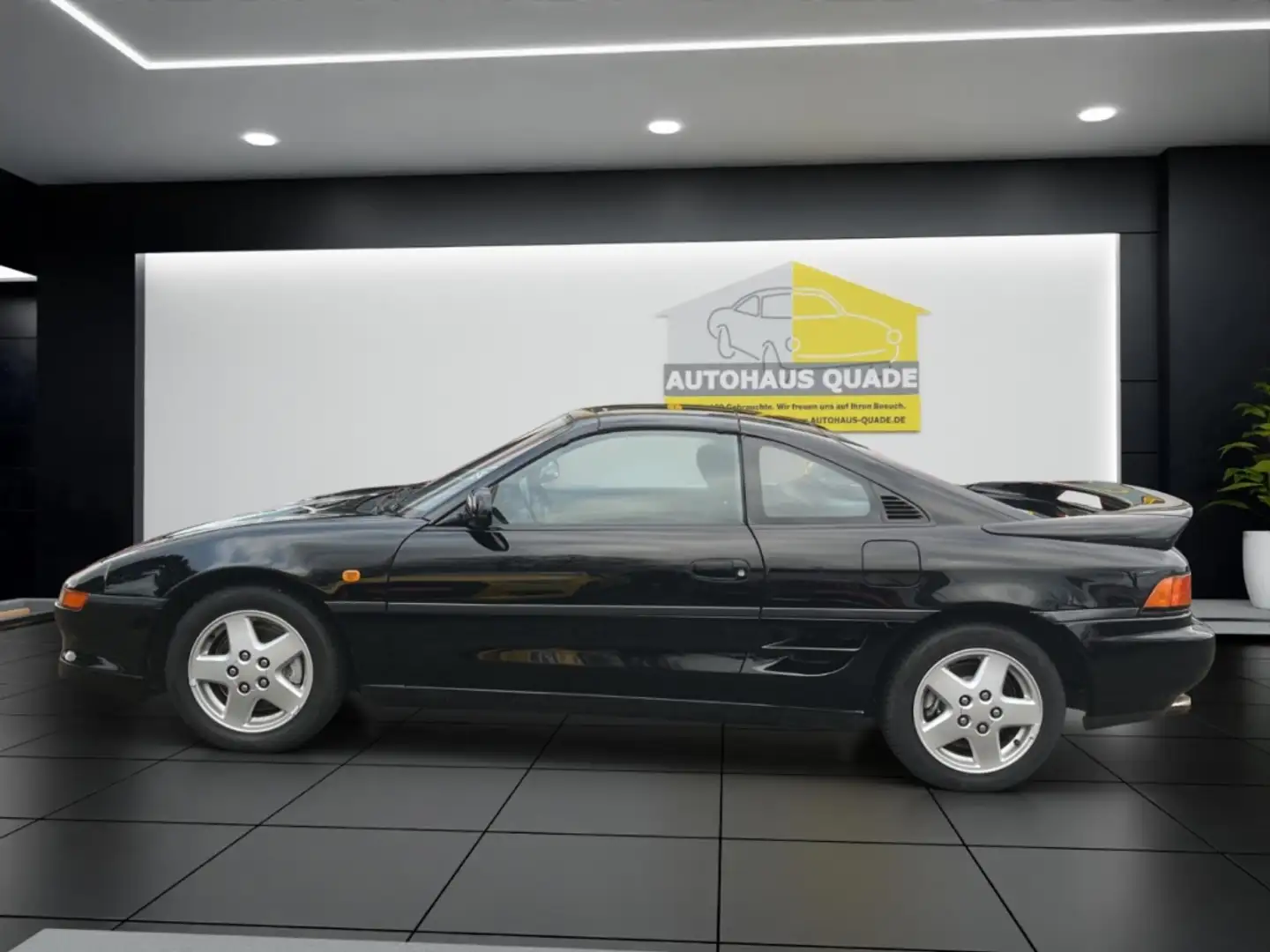 Toyota MR 2 1. Hand Scheckheftgepflegt Service-Neu Noir - 2