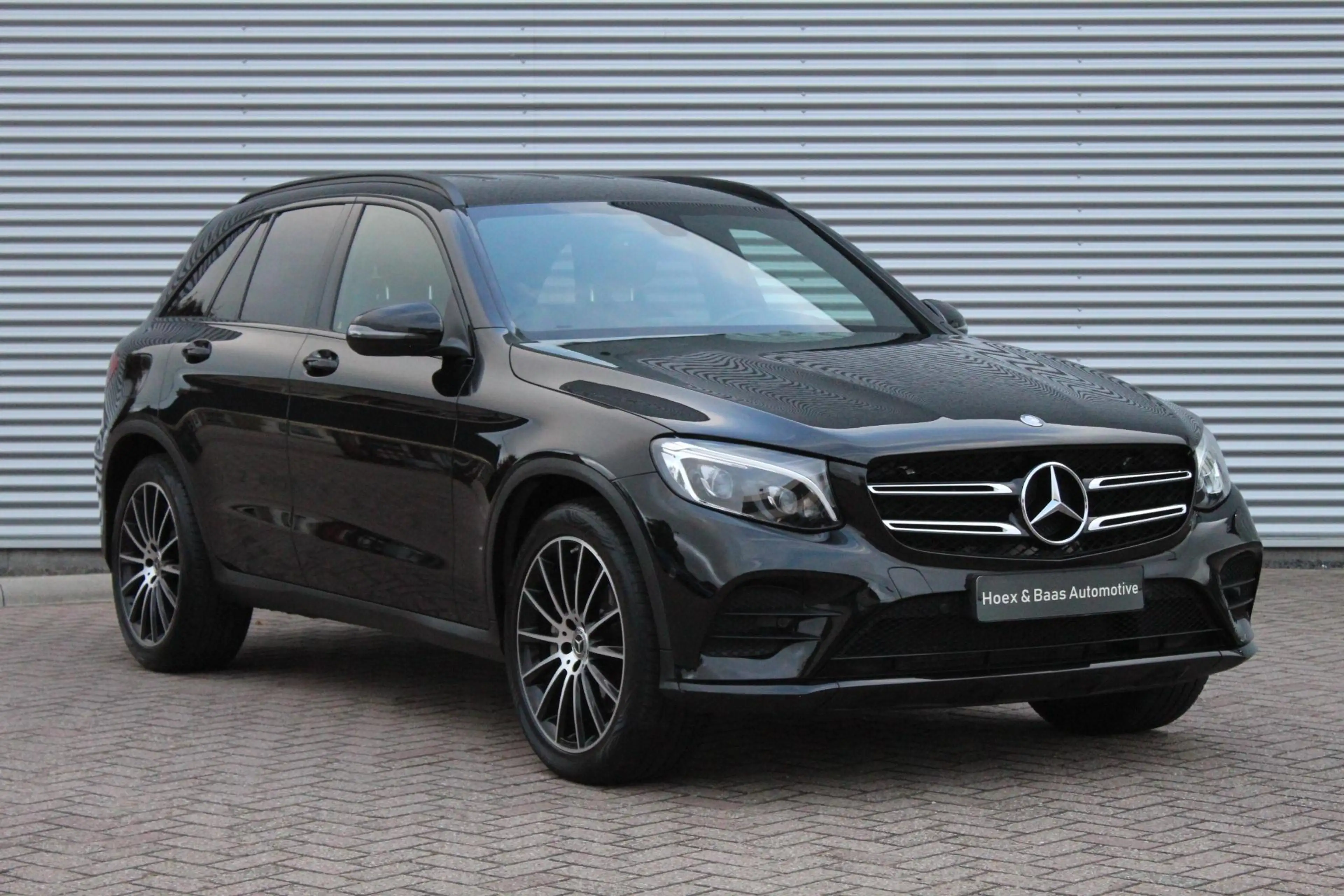 Mercedes-Benz GLC 250 4MATIC Ambition — photo 3