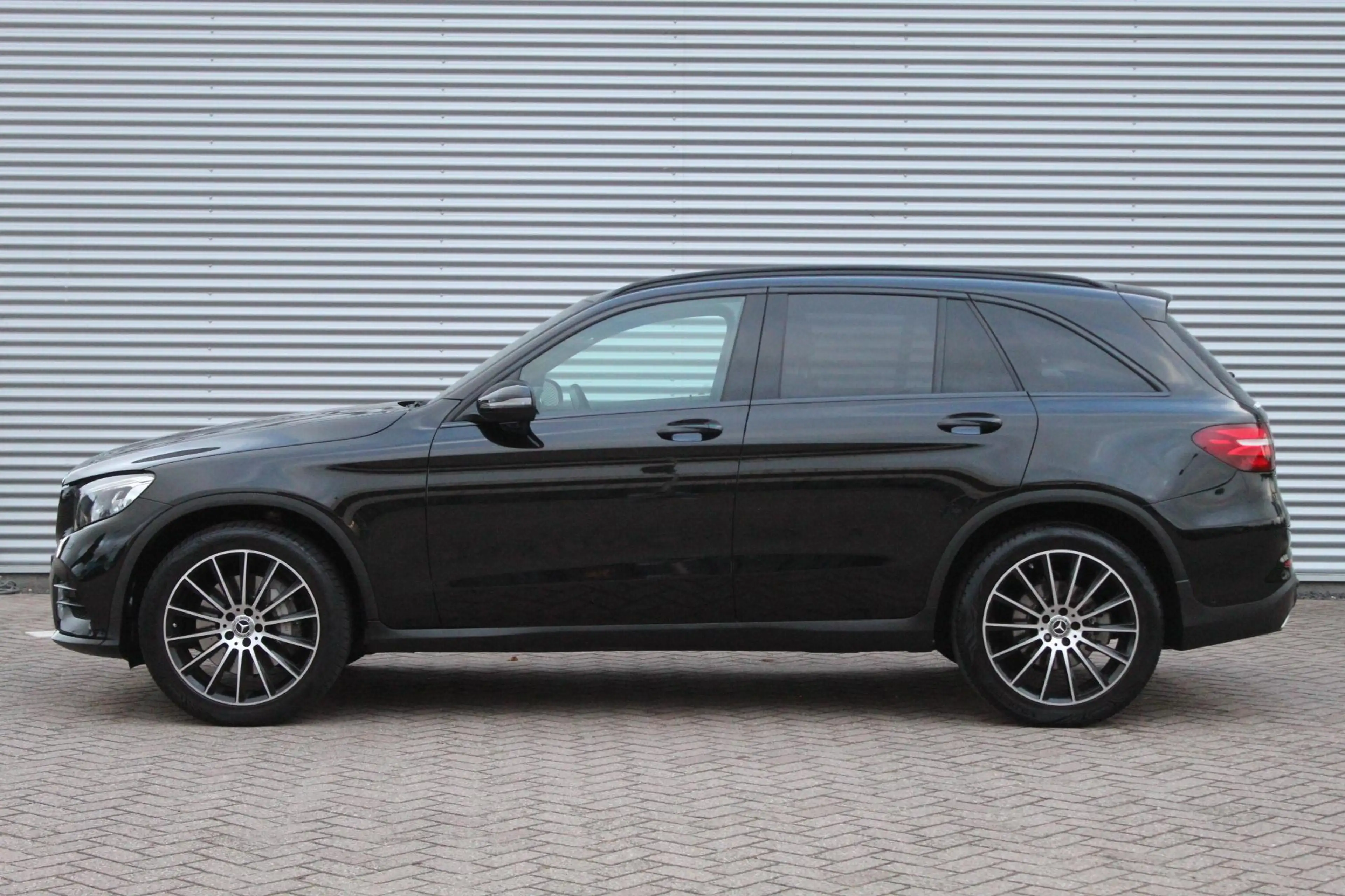 Mercedes-Benz GLC 250 4MATIC Ambition — photo 5