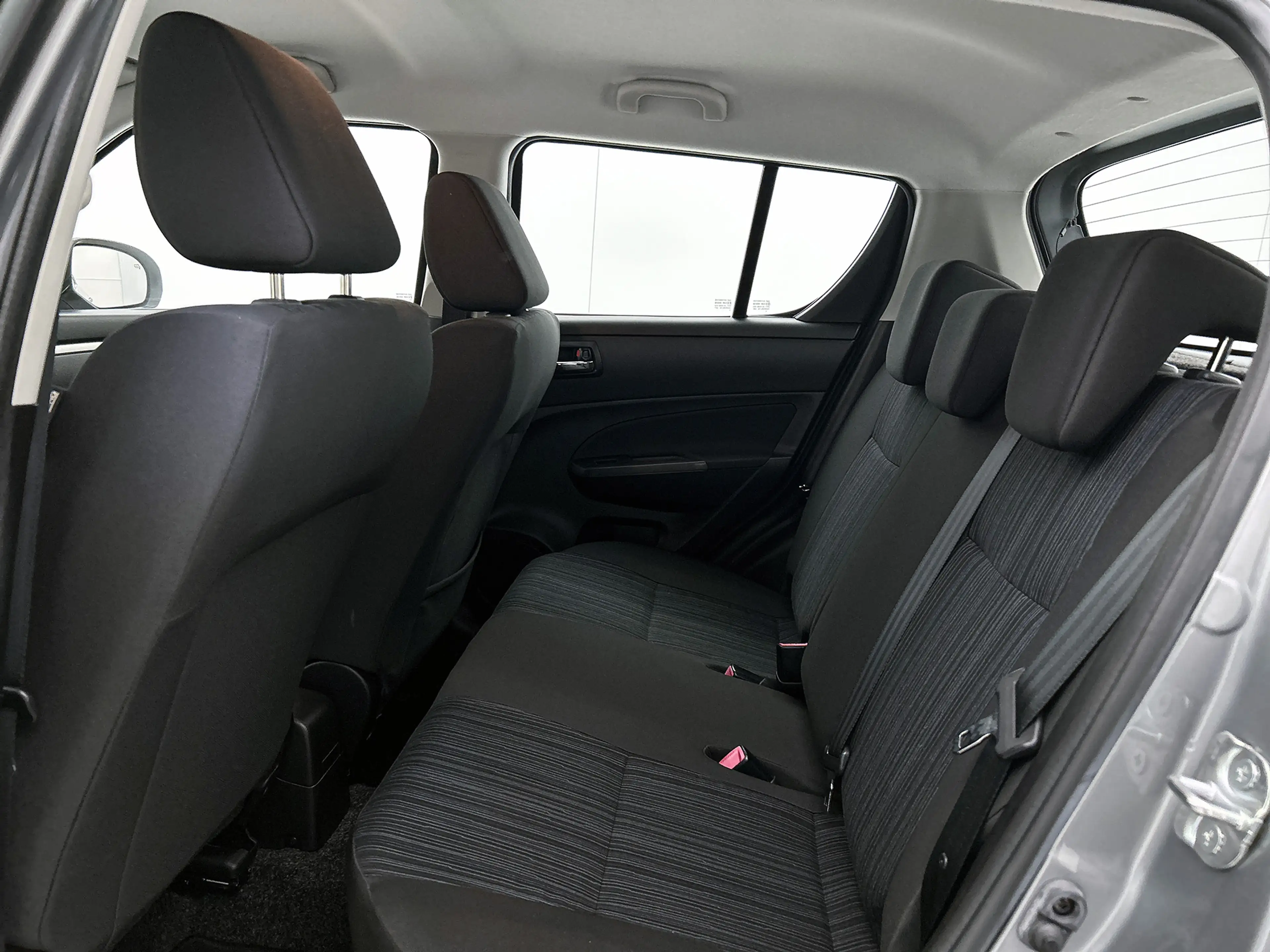 Suzuki Swift 1.2 Comfort — photo 15