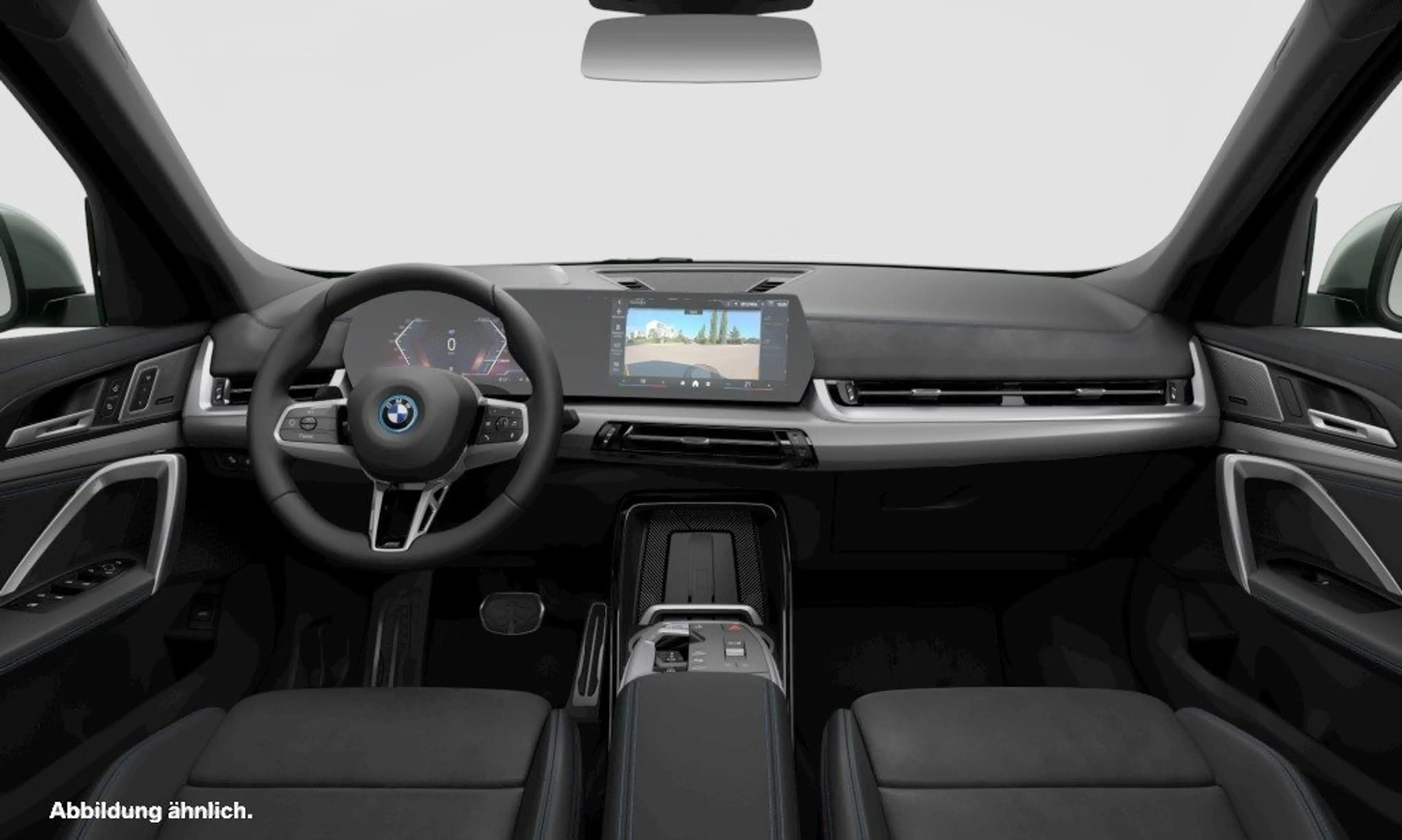 BMW iX1 xDrive30 — photo 3
