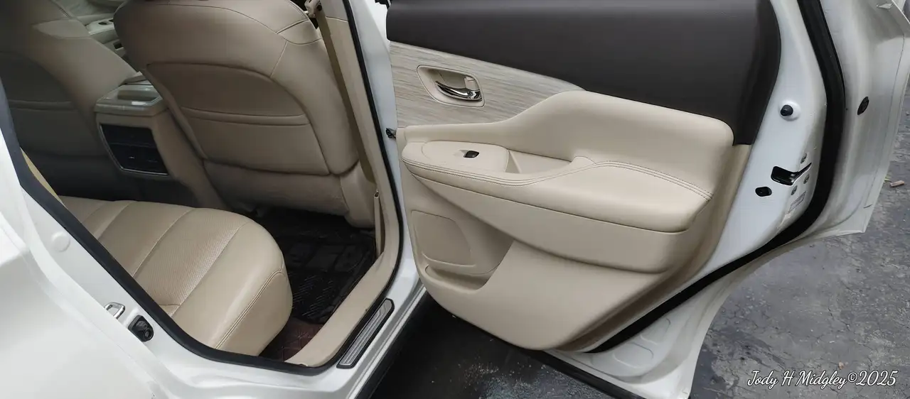 Nissan Murano снимка Nissan Murano