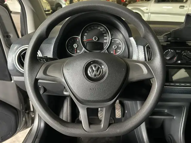 Volkswagen Up! view 9