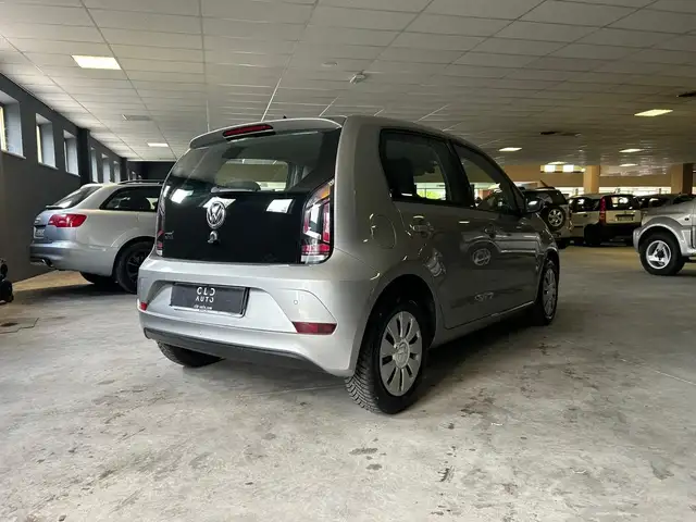 Volkswagen Up! view 2