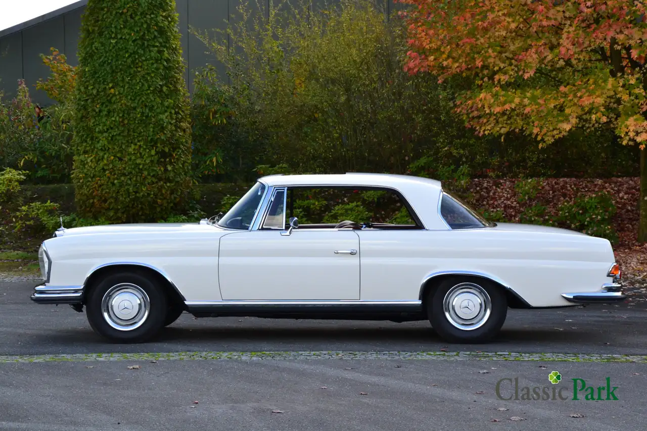 Mercedes-Benz 250 SE Coupé, foto 2
