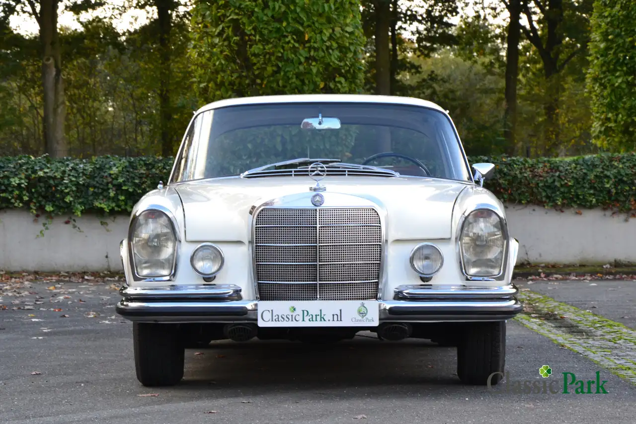 Mercedes-Benz 250 SE Coupé, foto 8