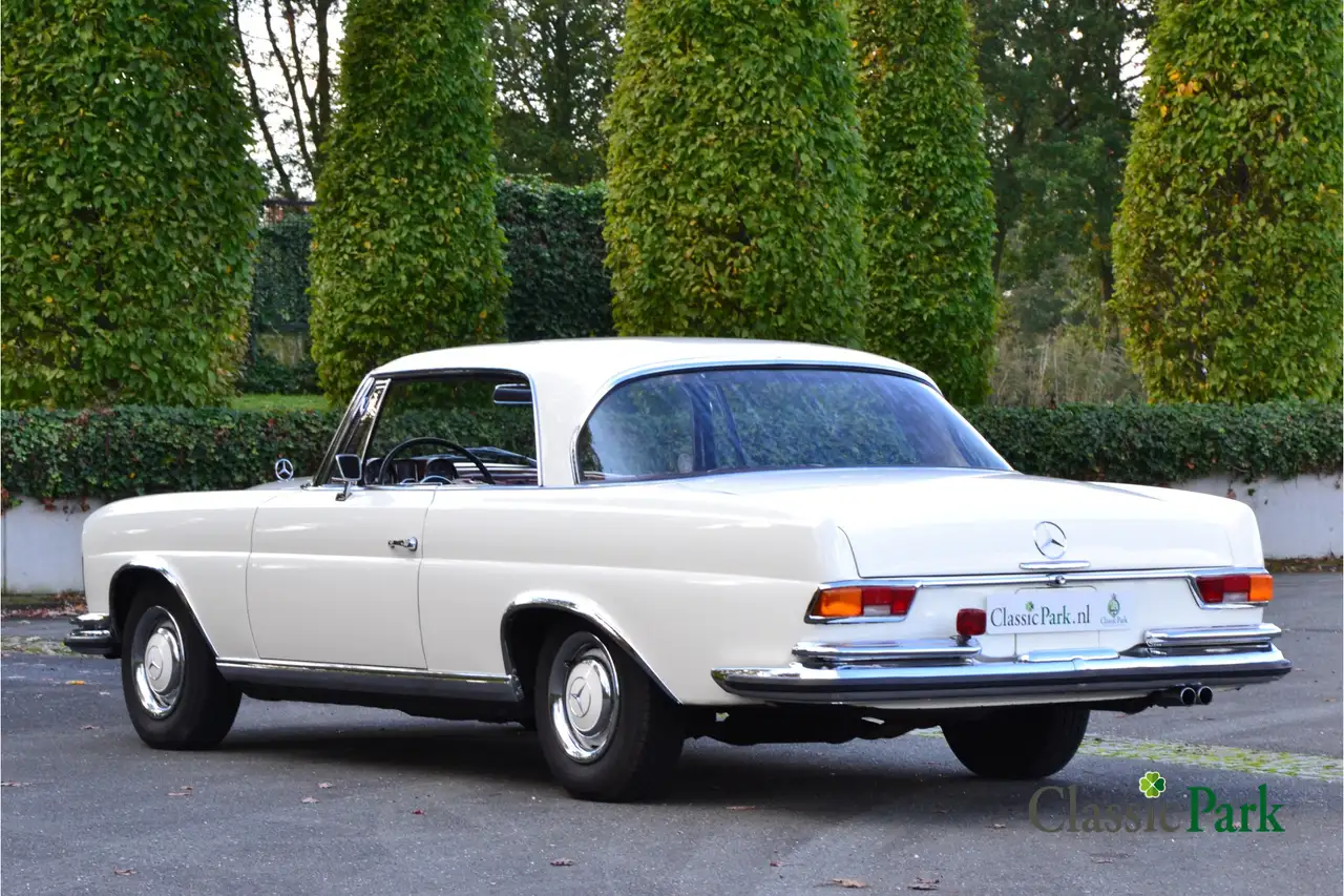 Mercedes-Benz 250 SE Coupé, foto 3