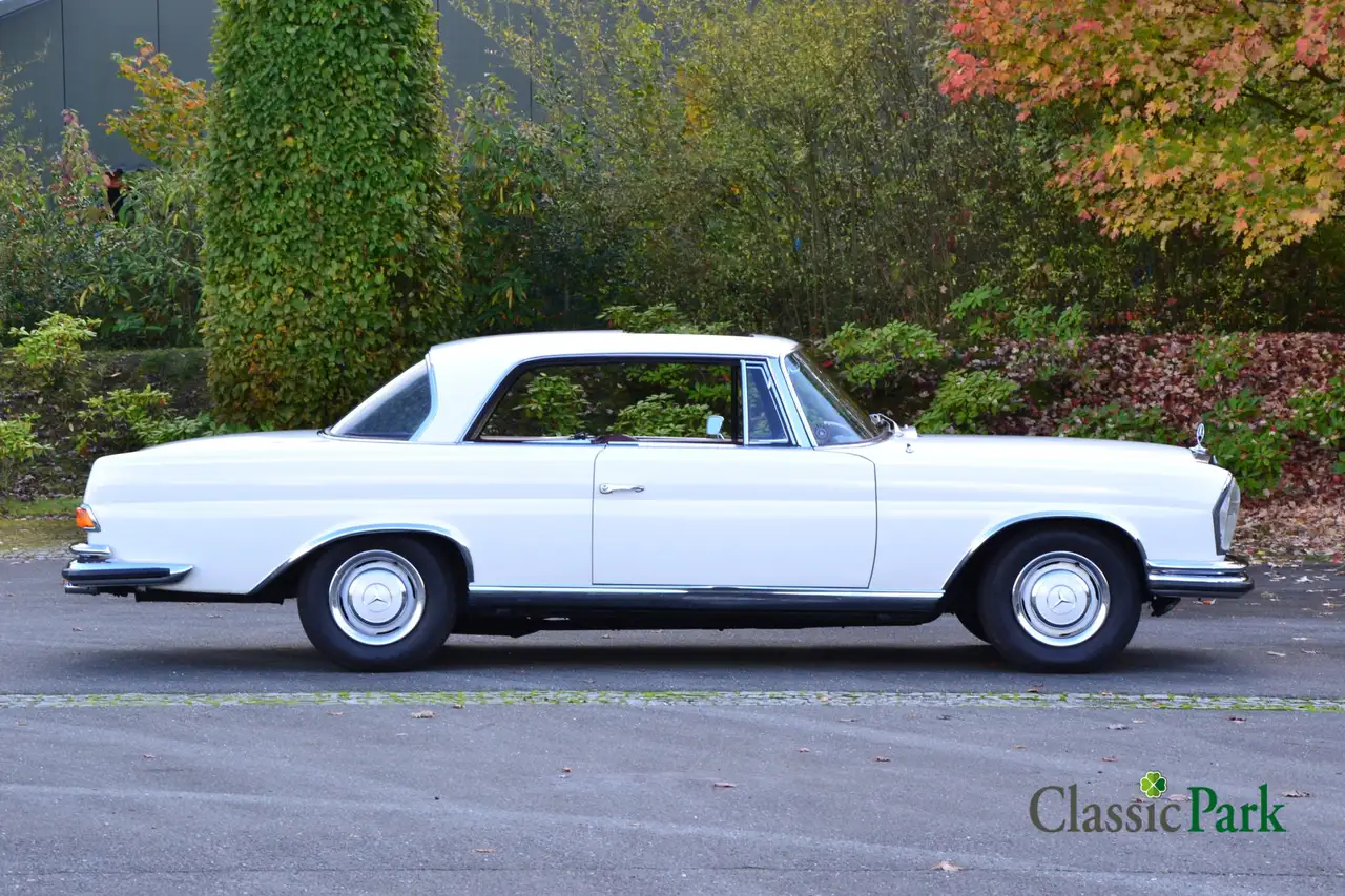 Mercedes-Benz 250 SE Coupé, foto 6