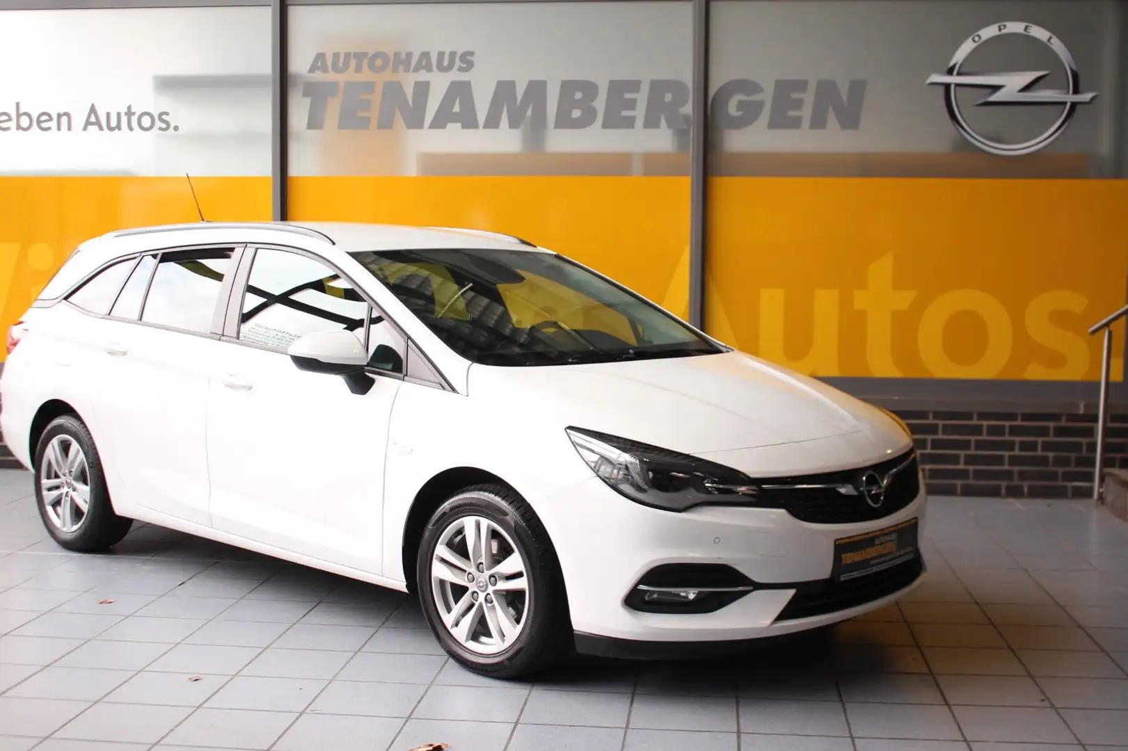 Opel Astra K Sports Tourer Business S/S Navi DAB AHK Weiß - 1