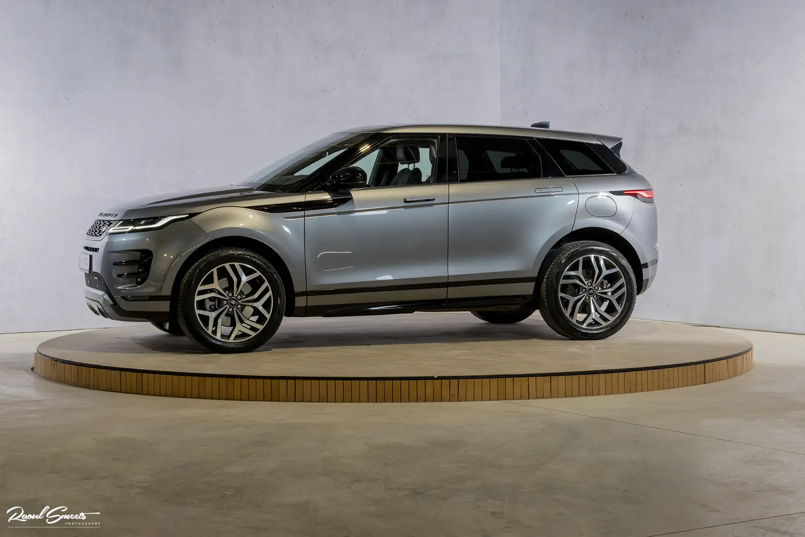 Land Rover Range Rover Evoque 1.5 P300e AWD R-Dynamic SE | Panorama dak | Premiu Gris - 2