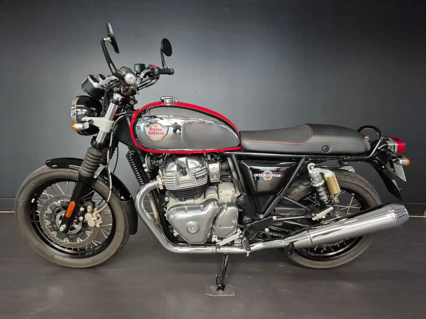 Royal Enfield Interceptor Rouge - 2